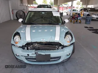 2012 MINI Hardtop with VIN WMWSU3C55CT261047, listed as a IAAI auction lot 42160995 with 123,879 mi miles and . Bid and sale history available at DreamBid. Image 13.