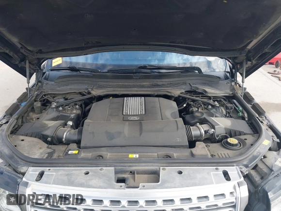 2016 Land Rover Range Rover Supercharged with VIN SALGS3EF6GA290717, listed as a IAAI auction lot 41165484 with 117,221 mi miles. Bid and sale history available at carsss.com. Image 10.