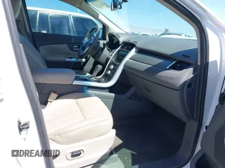 2013 Ford Edge SEL with VIN 2FMDK3JC8DBB38049, listed as a IAAI auction lot 41806842 with 137,119 mi miles. Bid and sale history available at carsss.com. Image 5.