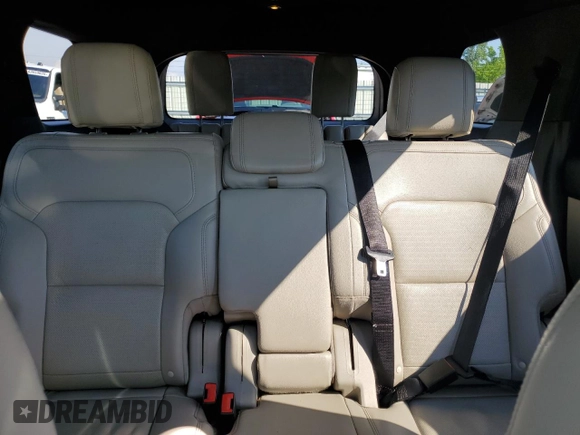 2018 Ford Explorer Limited z VIN 1FM5K7F87JGA70377, wystawiony jako Copart lot #63480215 z przebiegiem 129 825 mil mil oraz Czysty tytuł • Clean title. Historia ofert i sprzedaży dostępna na DreamBid. Obrazek 10.