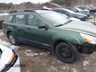 2011 Subaru Outback 2.5i z VIN 4S4BRBACXB3364202, wystawiony jako IAAI lot #41440136 z przebiegiem 131 114 mil mil oraz . Historia ofert i sprzedaży dostępna na DreamBid. Obrazek 13.