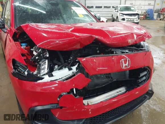 2024 Honda HR-V Sport z VIN 3CZRZ2H57RM748712, wystawiony jako IAAI lot #42113328 z przebiegiem 10 110 mil mil oraz . Historia ofert i sprzedaży dostępna na DreamBid. Obrazek 6.