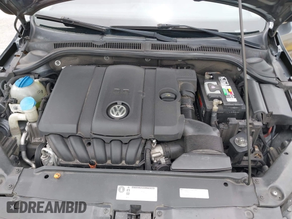 2013 Volkswagen Jetta SE with VIN 3VWDP7AJ7DM366924, listed as a IAAI auction lot 42436154 with 160,518 mi miles and . Bid and sale history available at DreamBid. Image 10.