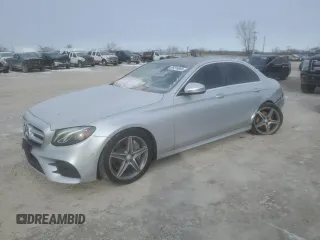 2017 Mercedes-Benz E 300 Luxury z VIN WDDZF4KB5HA043417, wystawiony jako Copart lot #89314845 z przebiegiem Nie podano mil oraz Szkoda całkowita • Salvage title. Historia ofert i sprzedaży dostępna na DreamBid. Obrazek 1.