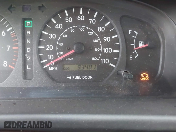 1999 Toyota Sienna LE with VIN 4T3ZF13C5XU164075, listed as a IAAI auction lot 42063741 with 93,407 mi miles. Bid and sale history available at carsss.com. Image 7.
