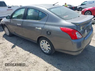 2016 Nissan Versa S with VIN 3N1CN7AP8GL838845, listed as a IAAI auction lot 41902339 with 148,471 mi miles and . Bid and sale history available at DreamBid. Image 3.
