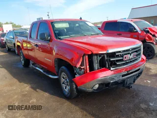 2007 GMC Sierra 1500 SLE1 with VIN 2GTEC19C671592633, listed as a IAAI auction lot 42030570 with 183,121 mi miles and . Bid and sale history available at DreamBid. Image 1.