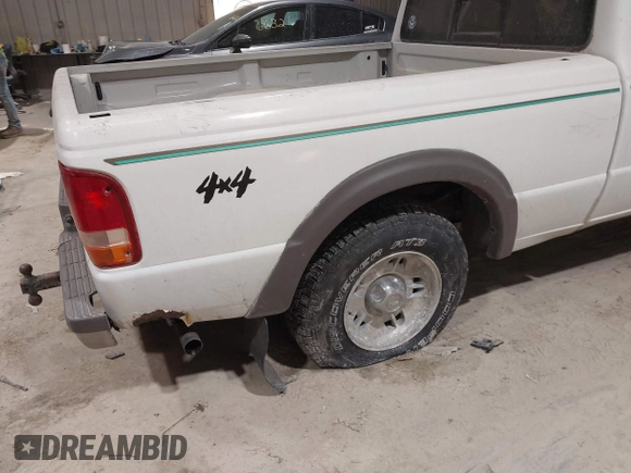 1997 Ford Ranger XLT with VIN 1FTCR15X6VTA50681, listed as a IAAI auction lot 41494060 with 117,838 mi miles. Bid and sale history available at carsss.com. Image 6.