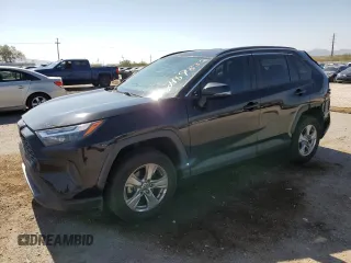 2022 Toyota RAV4 XLE with VIN 2T3W1RFVXNW205794, listed as a Copart auction lot 60469835 with 61,920 mi miles and Salvage title. Bid and sale history available at DreamBid. Image 1.