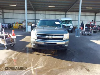 2011 Chevrolet Silverado 1500 LT with VIN 1GCRKSE37BZ188210, listed as a IAAI auction lot 42013862 with 150,898 mi miles. Bid and sale history available at carsss.com. Image 12.