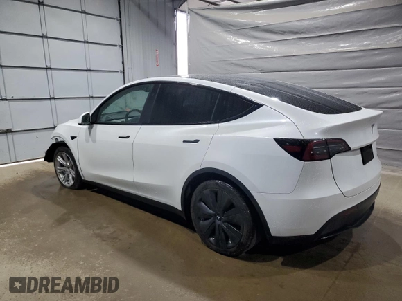 2024 Tesla Model Y Long Range с VIN 7SAYGDEE8RA266519, выставлен на аукционе Copart как лот 60899095 с пробегом Не указан миль и Списание • Salvage title. История ставок и продаж доступна на DreamBid. Изображение 2.