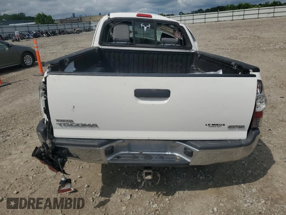 2013 Toyota Tacoma z VIN 5TFUX4EN7DX021546, wystawiony jako Copart lot #59913335 z przebiegiem 110 880 mil mil oraz Nie do naprawy • Non repairable. Historia ofert i sprzedaży dostępna na DreamBid. Obrazek 6.