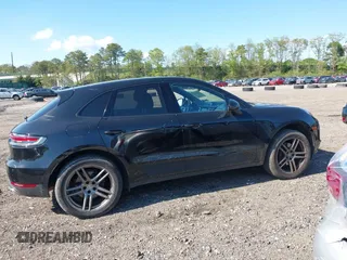2020 Porsche Macan z VIN WP1AA2A54LLB12809, wystawiony jako IAAI lot #42189574 z przebiegiem 27 585 mil mil oraz . Historia ofert i sprzedaży dostępna na DreamBid. Obrazek 13.