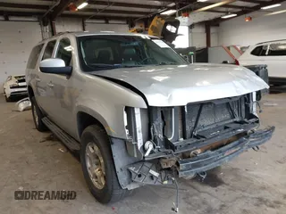 2013 Chevrolet Suburban LT with VIN 1GNSKJE78DR270665, listed as a IAAI auction lot 42257425 with 221,733 mi miles and . Bid and sale history available at DreamBid. Image 1.