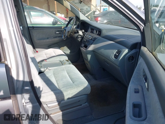 2000 Honda Odyssey EX z VIN 2HKRL1869YH531628, wystawiony jako IAAI lot #42482459 z przebiegiem 117 118 mil mil oraz . Historia ofert i sprzedaży dostępna na DreamBid. Obrazek 5.