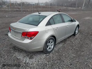 2014 Chevrolet Cruze 1LT with VIN 1G1PC5SB4E7471450, listed as a IAAI auction lot 41947965 with 99,352 mi miles. Bid and sale history available at carsss.com. Image 4.
