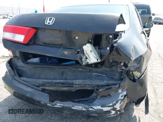 2004 Honda Accord LX z VIN 1HGCM563X4A166141, wystawiony jako IAAI lot #42406208 z przebiegiem 243 994 mil mil oraz . Historia ofert i sprzedaży dostępna na DreamBid. Obrazek 6.
