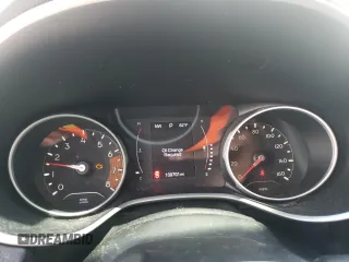 2017 Jeep Compass Sport z VIN 3C4NJCAB3HT652338, wystawiony jako Copart lot #63076055 z przebiegiem 109 701 mil mil oraz Szkoda całkowita • Salvage title. Historia ofert i sprzedaży dostępna na DreamBid. Obrazek 9.