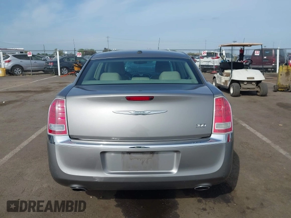 2014 Chrysler 300 with VIN 2C3CCAAG3EH322855, listed as a IAAI auction lot 42053129 with 172,687 mi miles. Bid and sale history available at carsss.com. Image 17.