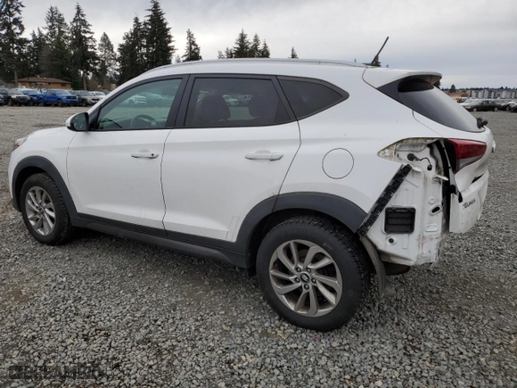 2016 Hyundai Tucson SE with VIN KM8J3CA40GU035411, listed as a Copart auction lot 49627215 with 104,567 mi miles and Salvage Title. Bid and sale history available at carsss.com. Image 2.