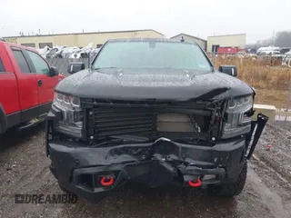 2020 Chevrolet Silverado 1500 LT Trail Boss with VIN 3GCPYFEL2LG319140, listed as a IAAI auction lot 41475510 with 111,424 mi miles. Bid and sale history available at carsss.com. Image 12.