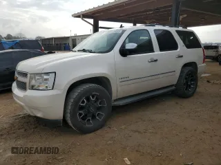 2014 Chevrolet Tahoe LTZ z VIN 1GNSCCE02ER114523, wystawiony jako Copart lot #44106855 z przebiegiem 198 011 mil mil oraz Szkoda całkowita • Salvage title. Historia ofert i sprzedaży dostępna na DreamBid. Obrazek 1.
