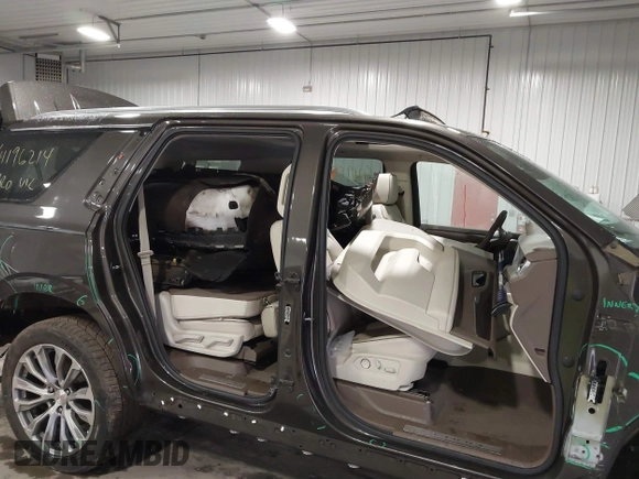 2021 GMC Yukon Denali with VIN 1GKS2DKL8MR409483, listed as a IAAI auction lot 41196214 with 62,684 mi miles. Bid and sale history available at carsss.com. Image 6.
