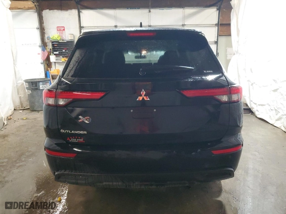2024 Mitsubishi Outlander ES with VIN JA4J4UA8XRZ004337, listed as a Copart auction lot 82622954 with 16,671 mi miles and Salvage Title. Bid and sale history available at carsss.com. Image 6.