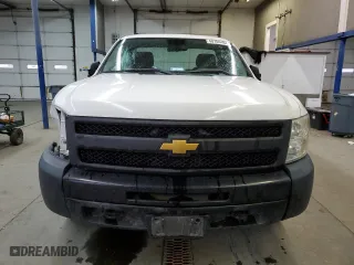 2013 Chevrolet Silverado 1500 Work Truck with VIN 1GCNKPE04DZ247122, listed as a Copart auction lot 40706484 with 185,014 mi miles and Salvage Title. Bid and sale history available at carsss.com. Image 5.