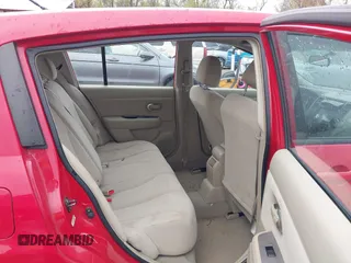 2007 Nissan Versa 1.8 S with VIN 3N1BC13EX7L364889, listed as a IAAI auction lot 42008734 with 147,613 mi miles. Bid and sale history available at carsss.com. Image 8.