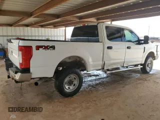 2019 Ford F-250 XL with VIN 1FT7W2B67KEE56965, listed as a Copart auction lot 55602715 with 189,947 mi miles and Clean title. Bid and sale history available at DreamBid. Image 3.