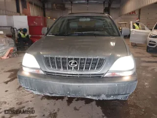 2002 Lexus RX 300 with VIN JTJHF10U720272717, listed as a IAAI auction lot 41604821 with 232,223 mi miles. Bid and sale history available at carsss.com. Image 6.