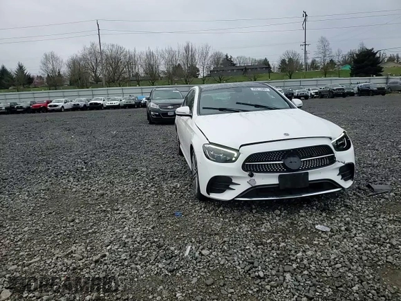 2021 Mercedes-Benz E 350 with VIN W1KZF8EB4MA922033, listed as a Copart auction lot 49013585 with 41,587 mi miles and Salvage Title. Bid and sale history available at DreamBid. Image 11.