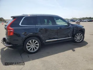 2018 Volvo XC90 Inscription z VIN YV4A22PL5J1324452, wystawiony jako Copart lot #53715215 z przebiegiem 46 883 mil mil oraz Szkoda całkowita • Salvage title. Historia ofert i sprzedaży dostępna na DreamBid. Obrazek 3.
