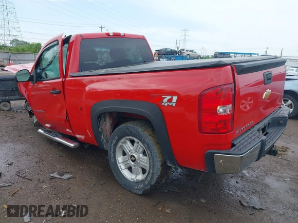 2013 Chevrolet Silverado 1500 LT with VIN 1GCNKSE07DZ108797, listed as a IAAI auction lot 42137251 with Not Provided miles and . Bid and sale history available at DreamBid. Image 3.