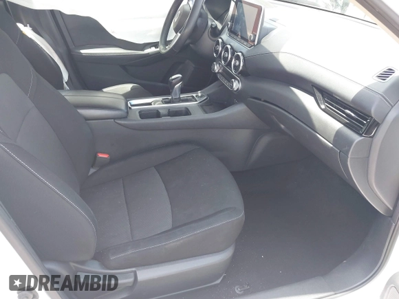 2020 Nissan Sentra SV z VIN 3N1AB8CV6LY292612, wystawiony jako IAAI lot #41924671 z przebiegiem 104 253 mil mil oraz . Historia ofert i sprzedaży dostępna na DreamBid. Obrazek 5.