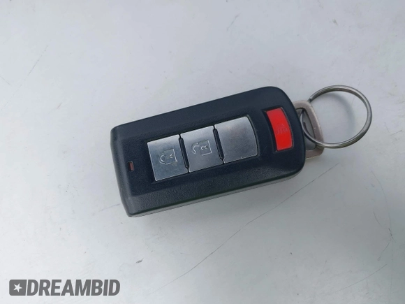2008 Mitsubishi Outlander SE z VIN JA4LS31W28Z013040, wystawiony jako IAAI lot #42422285 z przebiegiem 155 225 mil mil oraz . Historia ofert i sprzedaży dostępna na DreamBid. Obrazek 11.