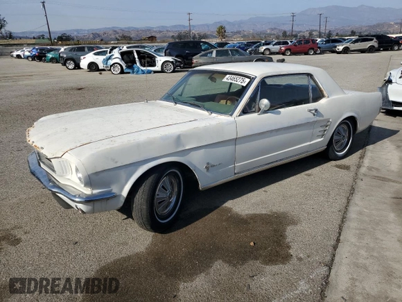1966 Ford Mustang z VIN 6R07T150972, wystawiony jako Copart lot #43465275 z przebiegiem 27 105 mil mil oraz Czysty tytuł • Clean title. Historia ofert i sprzedaży dostępna na DreamBid. Obrazek 1.