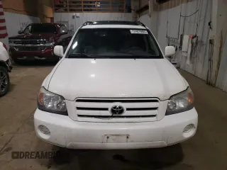 2005 Toyota Highlander with VIN JTEEP21A250073944, listed as a Copart auction lot 72427694 with 229,062 mi miles and Clean Title. Bid and sale history available at DreamBid. Image 5.