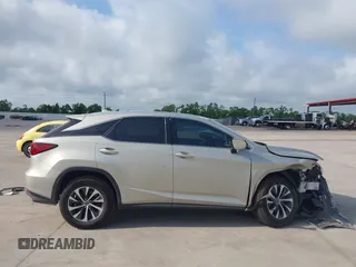 2020 Lexus RX 350 z VIN 2T2AZMAA8LC151876, wystawiony jako IAAI lot #42333795 z przebiegiem 16 885 mil mil oraz . Historia ofert i sprzedaży dostępna na DreamBid. Obrazek 13.