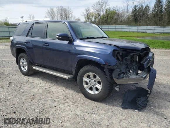 2018 Toyota 4Runner SR5 z VIN JTEBU5JR6J5508190, wystawiony jako Copart lot #55015315 z przebiegiem Nie podano mil oraz Szkoda całkowita • Salvage title. Historia ofert i sprzedaży dostępna na DreamBid. Obrazek 4.