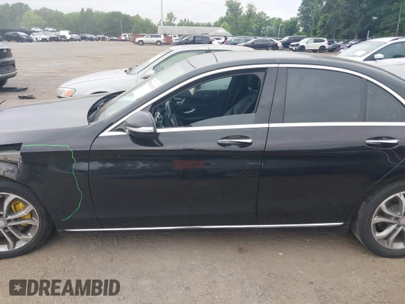 2015 Mercedes-Benz C 300 with VIN 55SWF4JB8FU075134, listed as a IAAI auction lot 39556919 with 102,311 mi miles and . Bid and sale history available at DreamBid. Image 14.