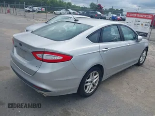 2016 Ford Fusion SE z VIN 3FA6P0H72GR296906, wystawiony jako IAAI lot #42571597 z przebiegiem 242 623 mil mil oraz . Historia ofert i sprzedaży dostępna na DreamBid. Obrazek 4.