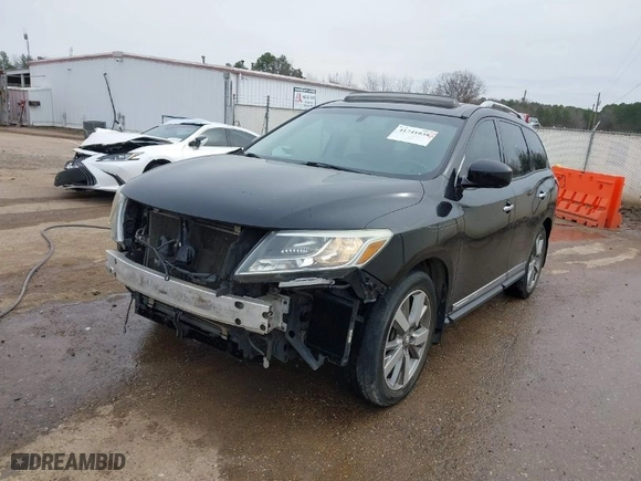 2014 Nissan Pathfinder Platinum with VIN 5N1AR2MN9EC646084, listed as a IAAI auction lot 41741038 with 211,525 mi miles. Bid and sale history available at carsss.com. Image 6.