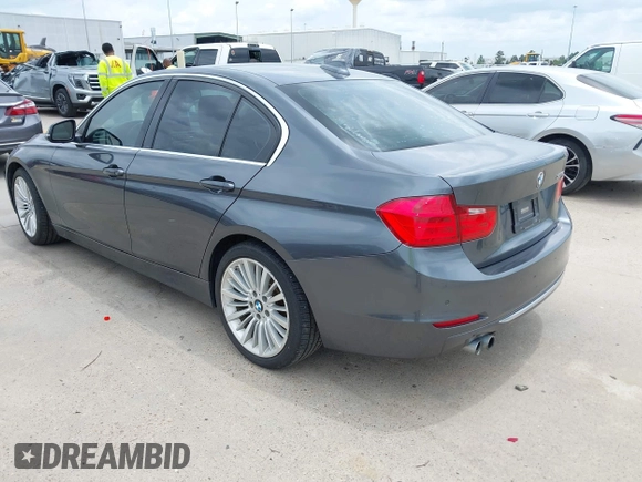 2015 BMW 3 Series 328i с VIN WBA3A5G58FNS87928, выставлен на аукционе IAAI как лот 42392498 с пробегом 108 697 миль миль и . История ставок и продаж доступна на DreamBid. Изображение 3.