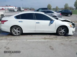 2015 Nissan Altima 2.5 S with VIN 1N4AL3AP1FC120251, listed as a IAAI auction lot 41927698 with 128,320 mi miles. Bid and sale history available at carsss.com. Image 14.