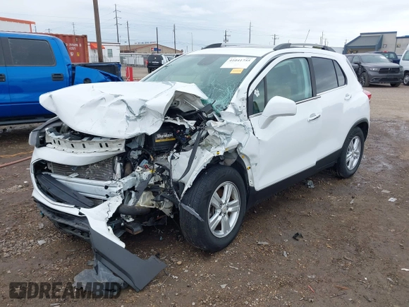 2017 Chevrolet Trax LT with VIN KL7CJLSB9HB063508, listed as a IAAI auction lot 41041755 with 84,405 mi miles. Bid and sale history available at carsss.com. Image 17.