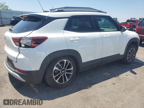2024 Chevrolet TrailBlazer LT with VIN KL79MRSL8RB074305, listed as a Copart auction lot 60099984 with 1,051 mi miles and Salvage Title. Bid and sale history available at DreamBid. Image 3.