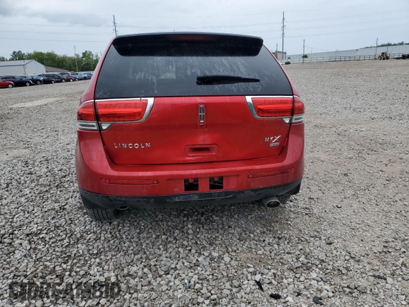 2011 Lincoln MKX z VIN 2LMDJ8JK1BBJ11607, wystawiony jako Copart lot #57126765 z przebiegiem 75 940 mil mil oraz Szkoda całkowita • Salvage title. Historia ofert i sprzedaży dostępna na DreamBid. Obrazek 6.