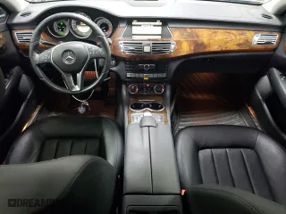 2012 Mercedes-Benz CLS-Class CLS 550 with VIN WDDLJ9BB4CA046481, listed as a Copart auction lot 83432294 with 28,934 mi miles and Salvage Title. Bid and sale history available at carsss.com. Image 8.